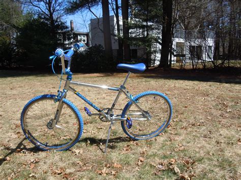 Cycle synonyms, cycle pronunciation, cycle translation, english dictionary definition of cycle. 1983 Cycle Pro Macho 24 - BMXmuseum.com