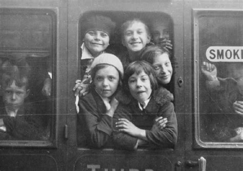 World War Ii Air Campaign 1939 British Evacuation Of Children