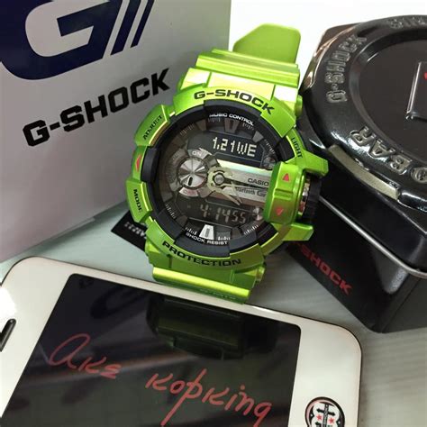 Control volume, adjust sound quality using the equaliser, and search for songs at the touch of a button. Live Photos G-Shock G'MIX GBA-400