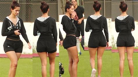 H Tt E Disha Patani Flaunting Her Exy Figure In Hot Shorts In Football