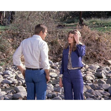 Lindsay Wagner Bionic Woman Lee Majors Glossy 8X10 Photo Zjr 07 On EBid