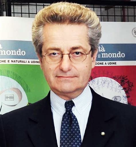 Zanardi landi (итал.) ↑ cavaliere di gran croce ordine al merito della repubblica italiana amb. giovannidaudine