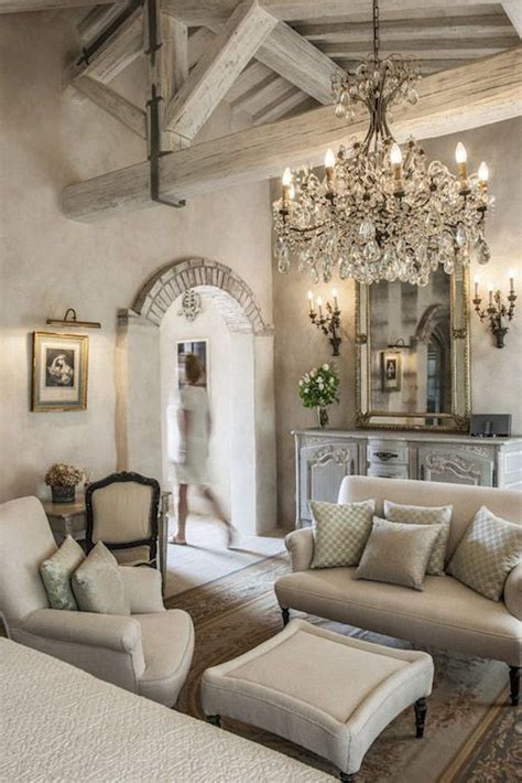 32 Nice Tuscan Living Room Decor Ideas You Will Love - PIMPHOMEE