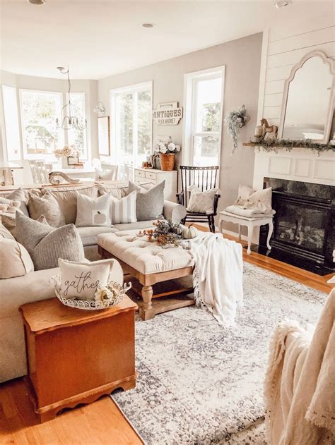 A Neutral And Cozy Cottage Farmhouse Fall Home Tour In 2020 Fall Living
