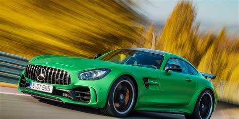 2017 Mercedes Amg Gt R Official Photos And Info News Car And Driver