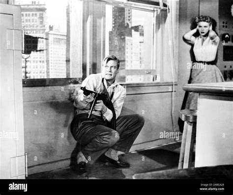 Beginning Of The End From Left Peter Graves Peggie Castle 1957