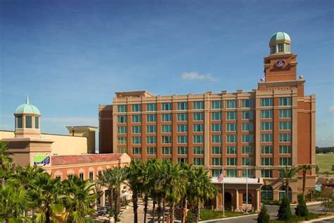 International plaza is the most distinctive shopping and dining destination of florida's west coast, featuring 200 specialty stores and 16 restaurants, plus neiman marcus, nordstrom, dillard's, and renaissance tampa hotel international plaza. Renaissance Tampa International Plaza Hotel: Tampa Hotels ...
