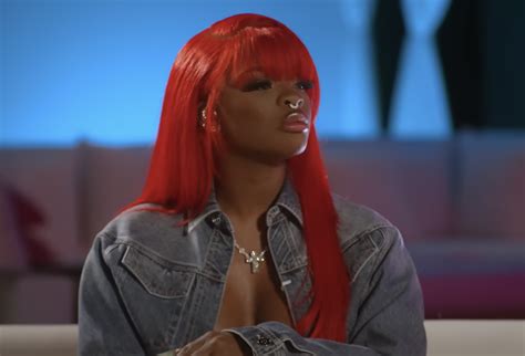 JT From City Girls Lifts Up Her Wig Reveals Damaged Hair Her Kitchen Is CHEWED UP