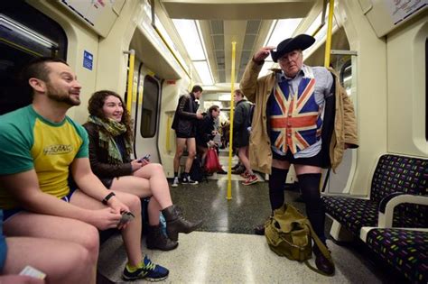 The Annual No Pants Subway Ride Is A Thing People Do No Pants No