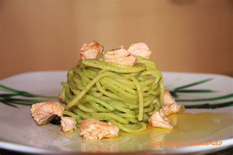 Pasta Con Pesto Di Rucola E Salmone