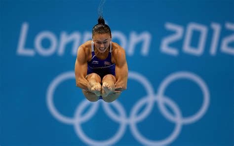 Results of women's synchronized 3m springboard in #diving ! Cassidy Krug 3M Springboard diving-London 2012 Olympic ...