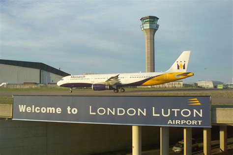 London Luton Airport Extends Nats Contract