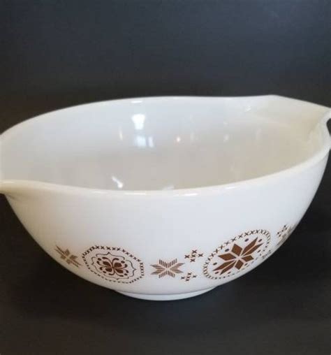 Vintage Pyrex Set Of Town And Country Mixing Bowls 1960 S Etsy