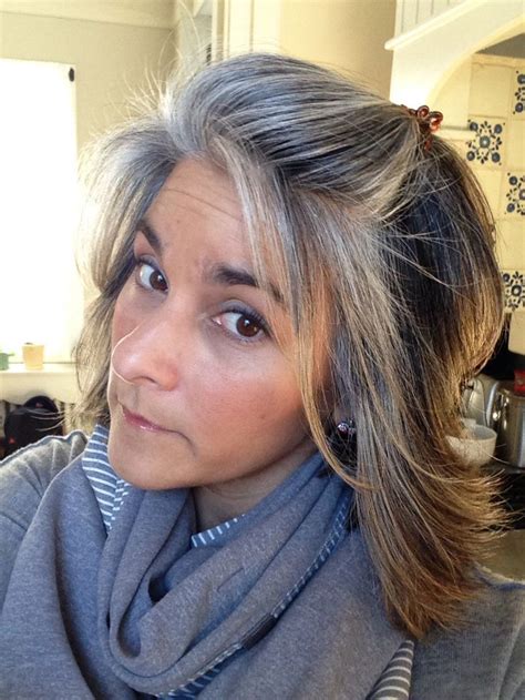 How To Disguise Grey Hair With Highlights