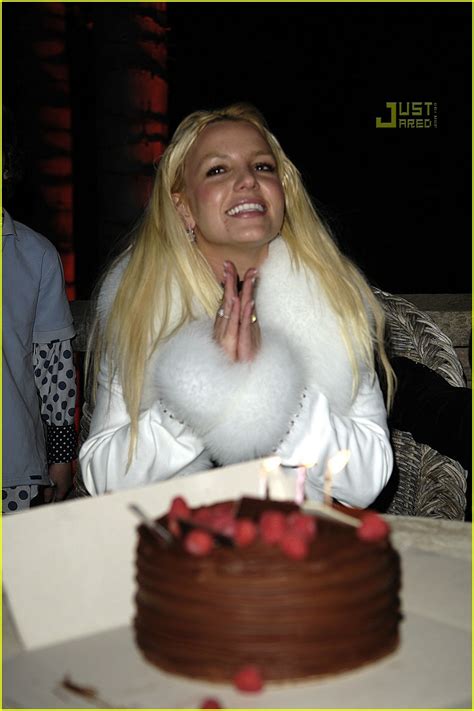 Photo Britney Spears Birthday Scandanavian Style 11 Photo 773531