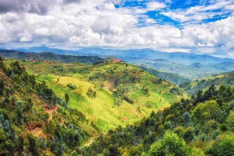 It is landlocked, surrounded by uganda to the north, tanzania to the east, burundi to the south, and the democratic republic of the congo to the west. Rwanda Photo Gallery | Fodor's Travel