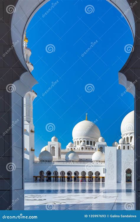 Arch In Famous Sheikh Zayed Grand Mosque In Abu Dhabi United Arab