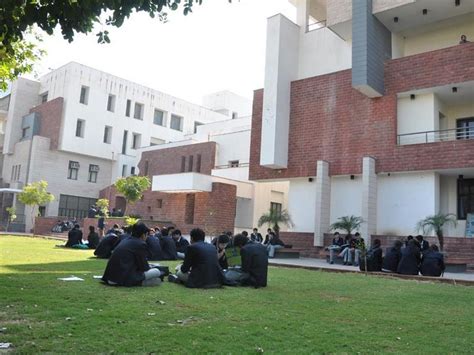 No educational activity with personal attendance until 7. Fees Structure and Courses of Poornima University, [PU ...