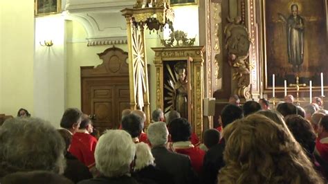 Raffigura la festa di san pantaleone, patrono di miglianico (in abruzzo), realizzata tra il 1881 e il 1883, divenne la grande attrazione dell'esposizione internazionale di roma del 1887, suscitando un vivace dibattito, soprattutto per il crudo realismo, assai distante dai suoi precedenti soggetti. Confraternita San Pantaleone - Miglianico (Ch) - YouTube