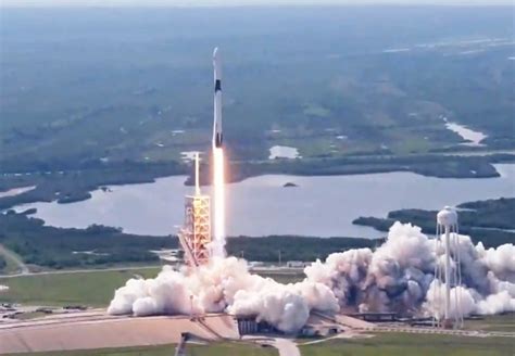 Spacexs Last Falcon 9 Rocket Model Makes Its Debut