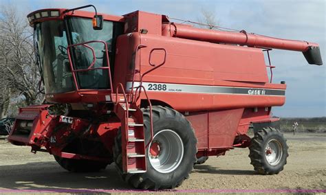 1998 Case Ih 2388 Axial Flow Combine In Russell Ks Item G7615 Sold