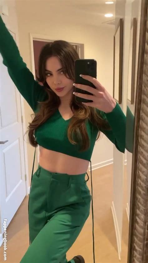 McKayla Maroney Nude The Fappening Photo 1586695 FappeningBook
