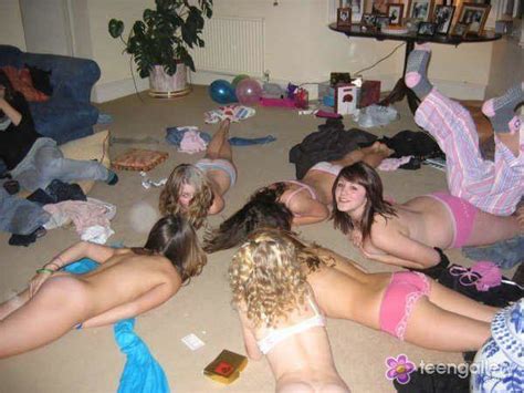 Slumber Party Nude Real New Sex Pics Comments