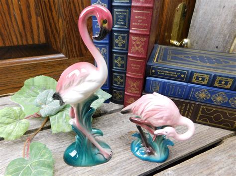 Set Of 2 Vintage Florida Flamingo Figurines Etsy Vintage Florida