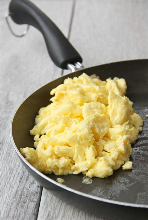 How To Make Perfect Fluffy Scrambled Eggs My Mommy Style
