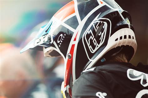 Proud motocross lovers 🏍🏍🏍 follow us if you love motocross. Motocross resume in 2020 | Motocross, The thing is, Supercross