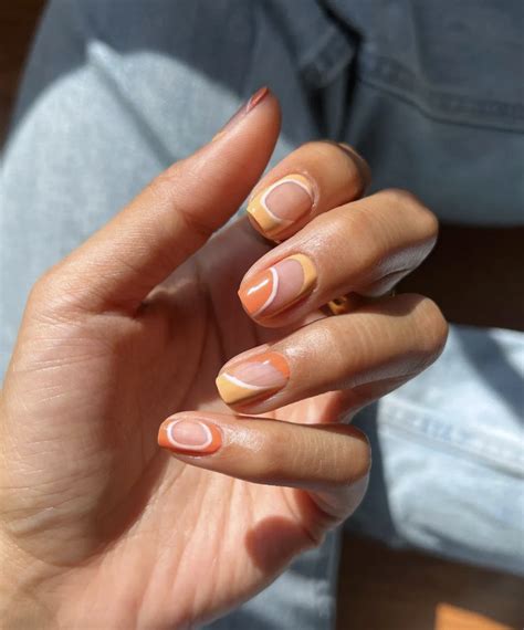 10 Stunning Fall Glitter Nail Colors You Need To Try Now