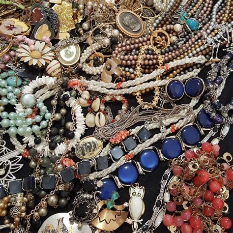 Huge Lot Of Costume Jewelry 12 Plus Pounds Signed Unsigned Vintage