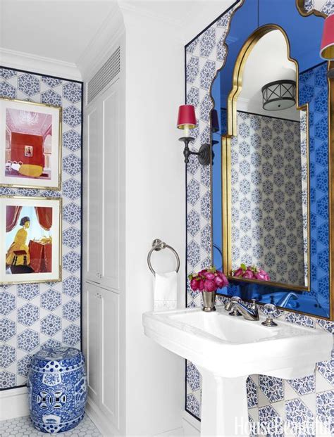 25 Chic Ways To Use Wallpaper In A Guest Bathroom Bathroom Design