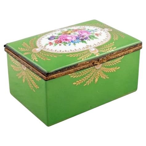 french porcelain jewel box 19th century for sale at 1stdibs