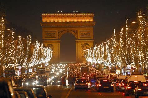 Champs Elysees ~ Beautiful Place To Visit In Paris Tourist Destinations