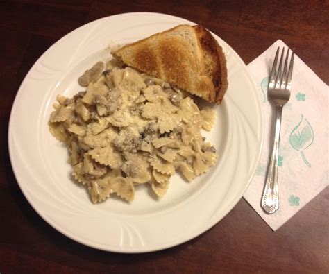 Roast in baking pan at 325 degrees for 3 hours. Homemade Beef Stroganoff 1# ground beef 2 cans cream of ...