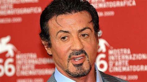 Sylvester Stallone De Mendigo A Millonario Descubre Cómo Lo Consiguió