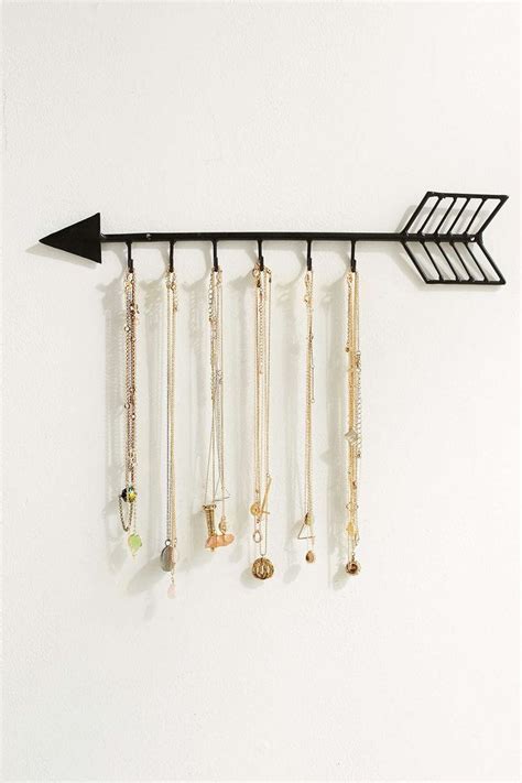15 Striking Ways To Decorate With Arrows