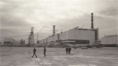 Atómová elektráreň blízko mesta pripjať na ukrajine (sk) central nuclear de chernobil (es); Chernobyl: What happened and why | News | Al Jazeera