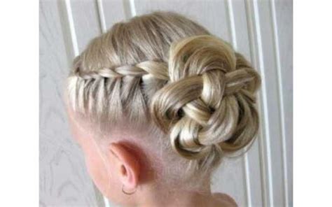 48 Simply Stunning First Communion Hairstyles For Girls In 2020