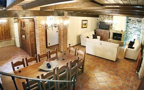 Los maravillosos parajes naturales del valle de allín entre los que crecí y he pasado inmersa la mayor parte de mi vida, y la posibilidad de rememorar. Casa Rural I - Siega Verde Casa Rural