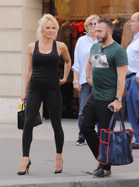 Pamela Anderson Out In Paris 10012018 Celebmafia