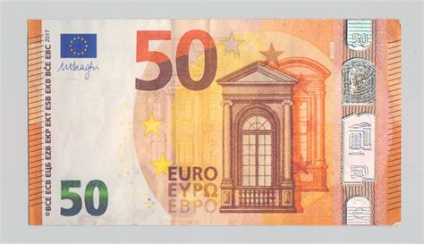 Police Warn Of Fake 50 Euro Bills On The Market Photos In