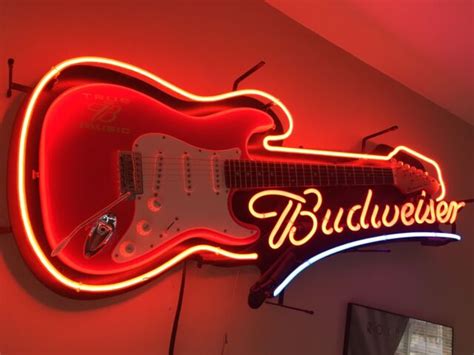 Budweiser Limited Edition Electric Guitar Neon Sign Rare King Of Neons