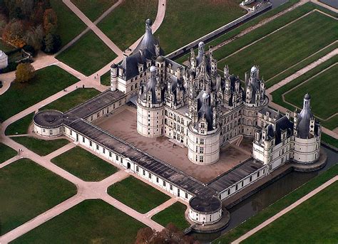 Le Chateau De Chambord Un Bel Mélange De Médiéval Et Renaissance