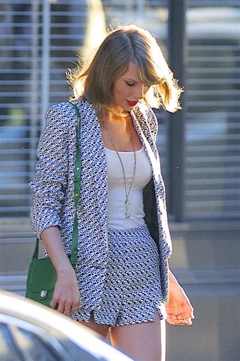 Taylor Swift Out And About In New York 04182015 Hawtcelebs