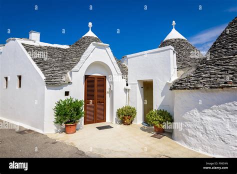 Alberobello Italy Puglia Unique Trulli Houses With Conical Roofs A