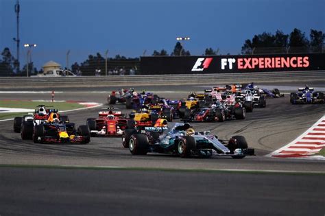 Want er is één groot verschil met oostenrijk en silverstone; De Formule 1 wil de sport dichter bij de fans brengen ...