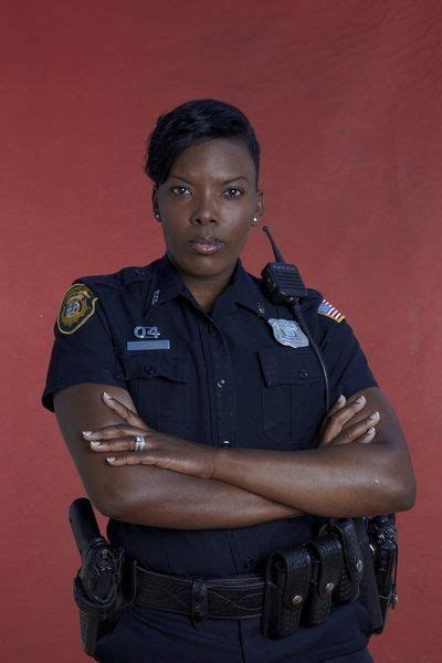 Pin By Courtney Lumpkin On Cops Police Women Female Cop Female