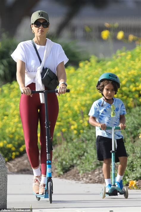 Jessica Alba Ride With Her Son Hayes September 29 2022 Star Style